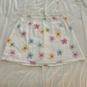 Princess Polly mini skirt 🌸